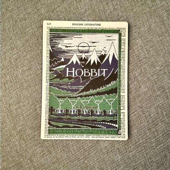 The Hobbit JRR Tolkien Magnet - Picture 2 of 5